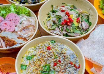 THẾ GIỚI CÁC MÓN HẾN - ĐẶC SẢN PHÚ YÊN SIÊU HẤP DẪN
--
XỘP - MÓN HẾN & ỐC
218/25...