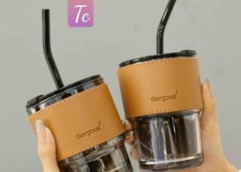 CỐC THUỶ TINH KÈM ỐNG HÚT GORGOUS 

   Nhìn qua tưởng nhựa nhưng là Thuỷ Tinh đấ...