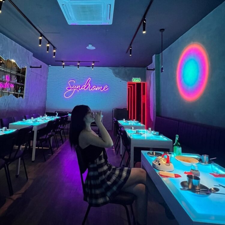 Phát hiện quán chill style Hàn Quốc ngay trung tâm Quận 1 luôn
Nổ địa chỉ trước...