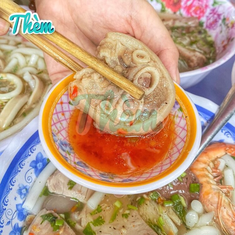 Rẻ vô địch hàng BÁNH CANH SƯỜN CÂY 10K - bán vì tình nghĩa cực đông khách ở quận...