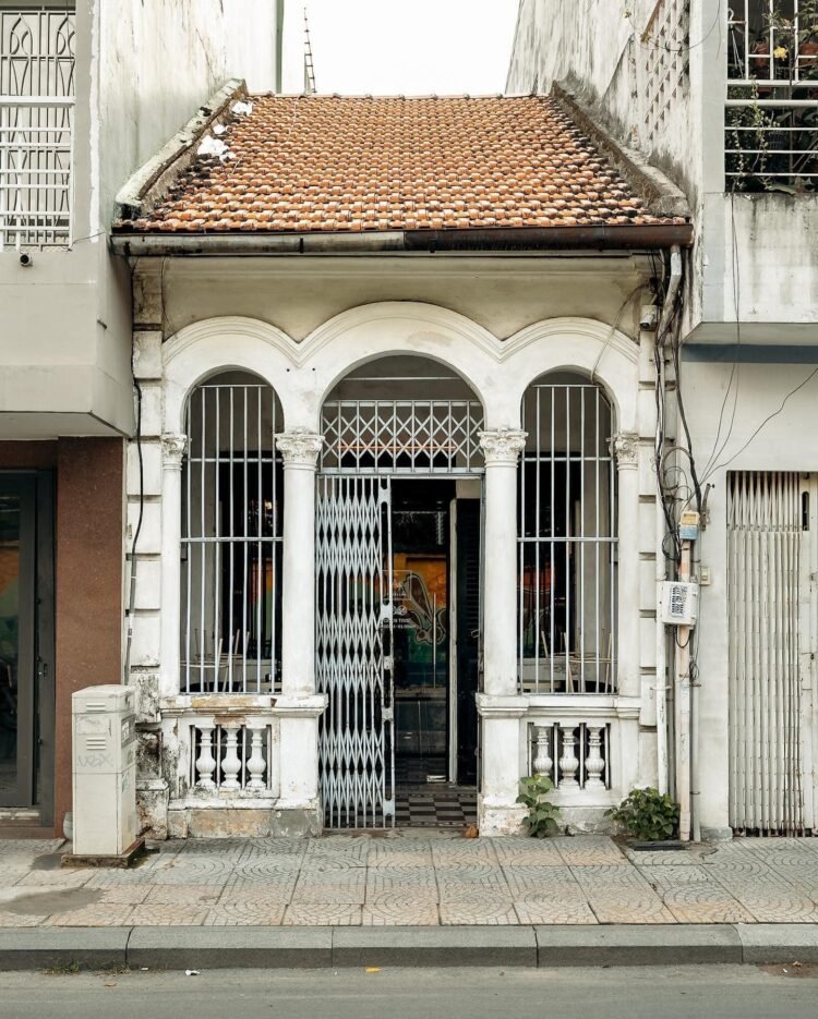 APOTHECARY COCKTAIL & BAR

- 𝗔𝗽𝗼𝘁𝗵𝗲𝗰𝗮𝗿𝘆 - Nếu không thực sự đủ tò mò hoặc tinh m...