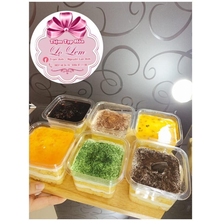 Bánh nhà làm kĩ nên bảo quản được lâu, đến hơn 2 tuần bạn nhé
Bánh bên mình ...