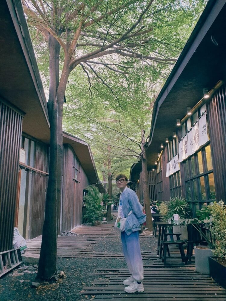 CÓ MỘT KHU PHỨC HỢP XÌ TAI NHẬT BẢN TẠI Q.2
Không gian tại đây thoáng mát, chủ ...