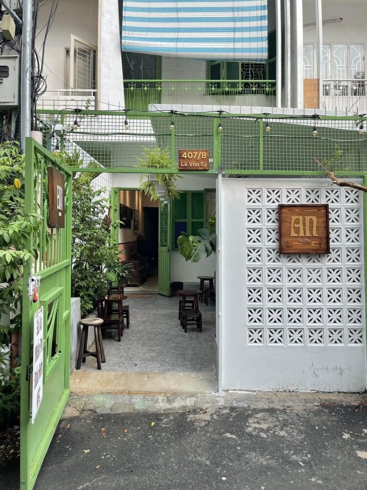 Một An mới cùng tone màu thật là tươi xanh ngay tại Q3 

" An Cà Phê 2 "
Không g...