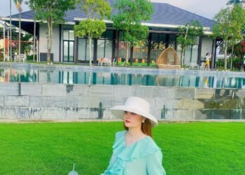 Một quán cafe siêu đẹp chỉ cách Hóc Môn 1 cây cầu!!!
 Tips dành cho các bạn thíc...