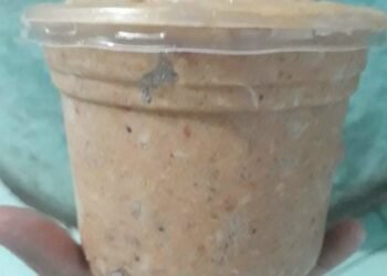 e lại vô chả cua và chả tôm phục vụ khách sỉ và lẻ ạ
-Chả cua : 100k 1 hộp nửa ...