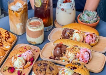 BÁNH MÌ KEM - MÓN BÁNH ĐỘC ĐÁO ĐẦY ẮP HƯƠNG VỊ TUỔI THƠ 

Là món ăn vặt xuất hiệ...