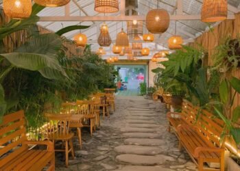 THE BALI COFFEE & TEA 

 249Bình Quới- phường 28- Bình Thạnh
 8:00-22:00
4..0(+)...