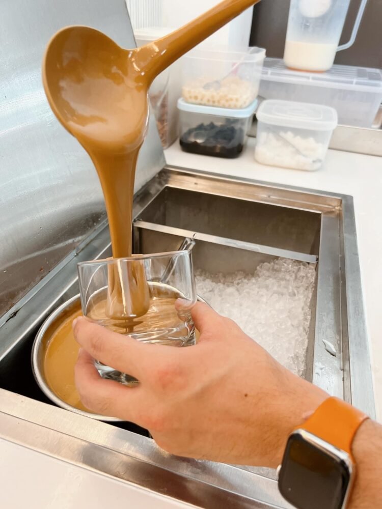 Quán Cafe cốt dừa & Dừa dầm nổi danh Hải Phòng giá siu rẻ chỉ 2⃣5⃣...