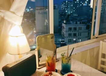 SÉT KÈO LIỀN VÀ NGAY TẠI THE KT99 CAFE ROOFTOP STYLE HÀN QUỐC XINH XẺO NÈ 
 The...
