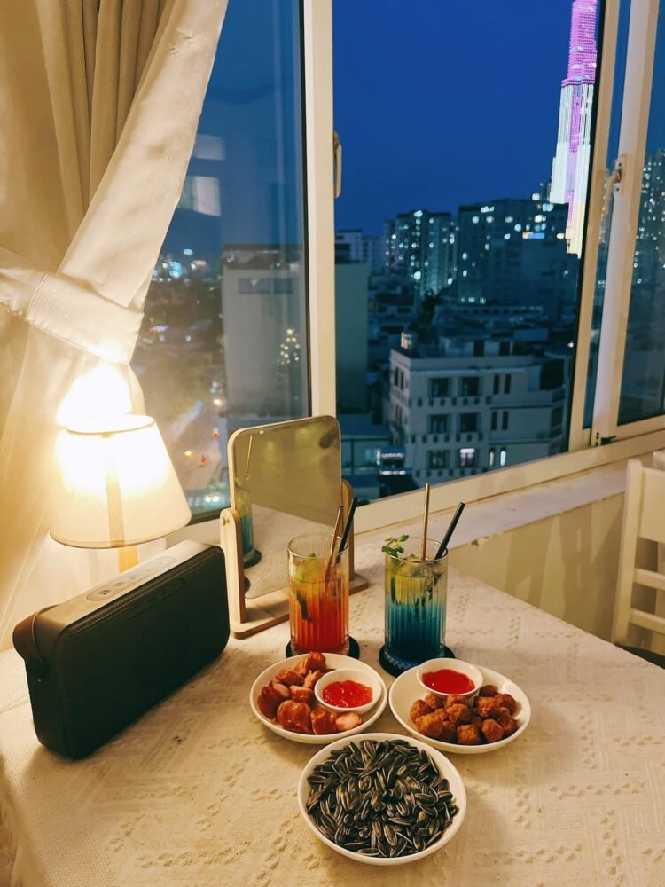 SÉT KÈO LIỀN VÀ NGAY TẠI THE KT99 CAFE ROOFTOP STYLE HÀN QUỐC XINH XẺO NÈ
The...