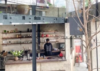 ĐI TÌM AN TĨNH Ở QUÁN CAFE CÓ KHÔNG GIAN CỰC “PHIÊU”

 Cafe Cục Sắt - Phiêu
 @cu...