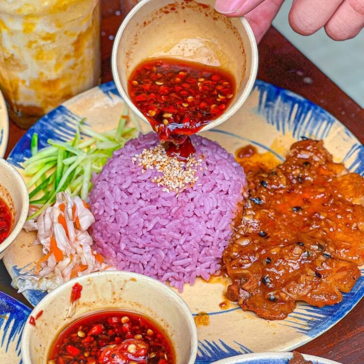 " CƠM NHÀ NẤU HEALTHY " - CƠM NGŨ SẮC / GẠO LỨC HƠI BỊ MLEM 

 Bếp nhà chị Tư: 1...