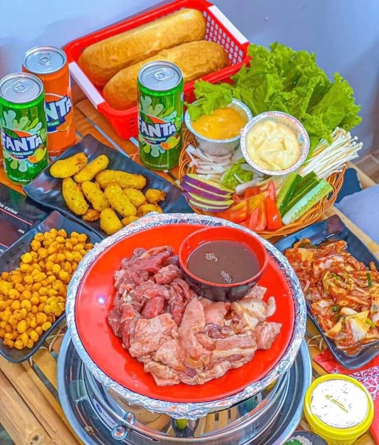 BÒ NẦM SỐT TRỨNG MUỐI SỐT PHÔ MAI CHỈ TỪ 149 CÀNH
Tiệm bò nướng mới toanh tui ...