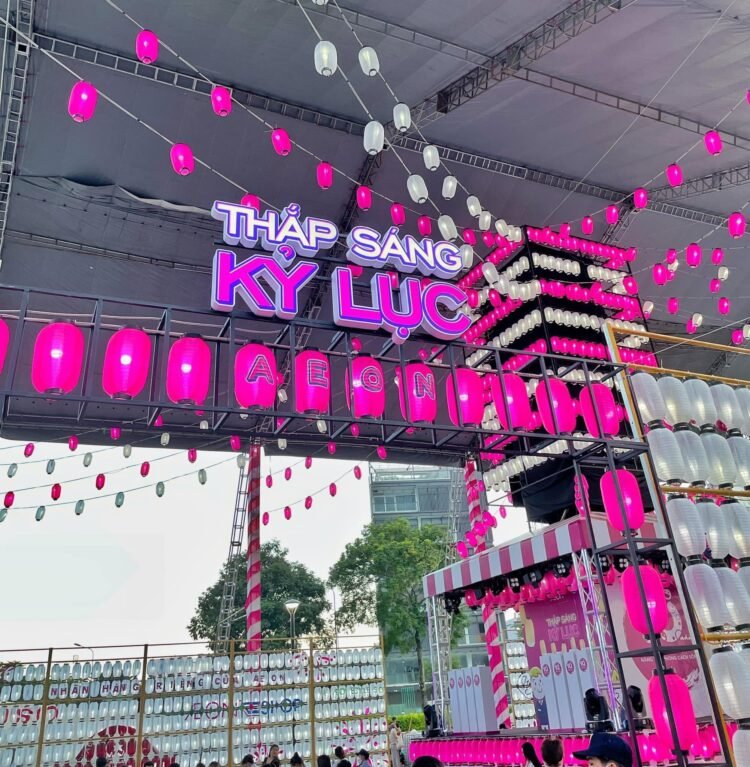 MỪNG AEON VIỆT NAM 10 NĂM, THẮP SÁNG KỶ LỤC LỒNG ĐÈN TẠI AEON MALL TÂN PHÚ CELA...