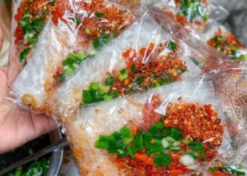 Tìm đâu ra BÁNH TRÁNG TÔM chỉ 5K/ bịch
 Đơn giản mà ngon là đây chứ đâu. Bánh tr...