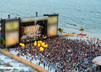 Các Bạn đã sẵn sàng chưa...  Hồ Tràm thẳng tiến các Bạn ơi!!
- Đêm nhạc Edm...