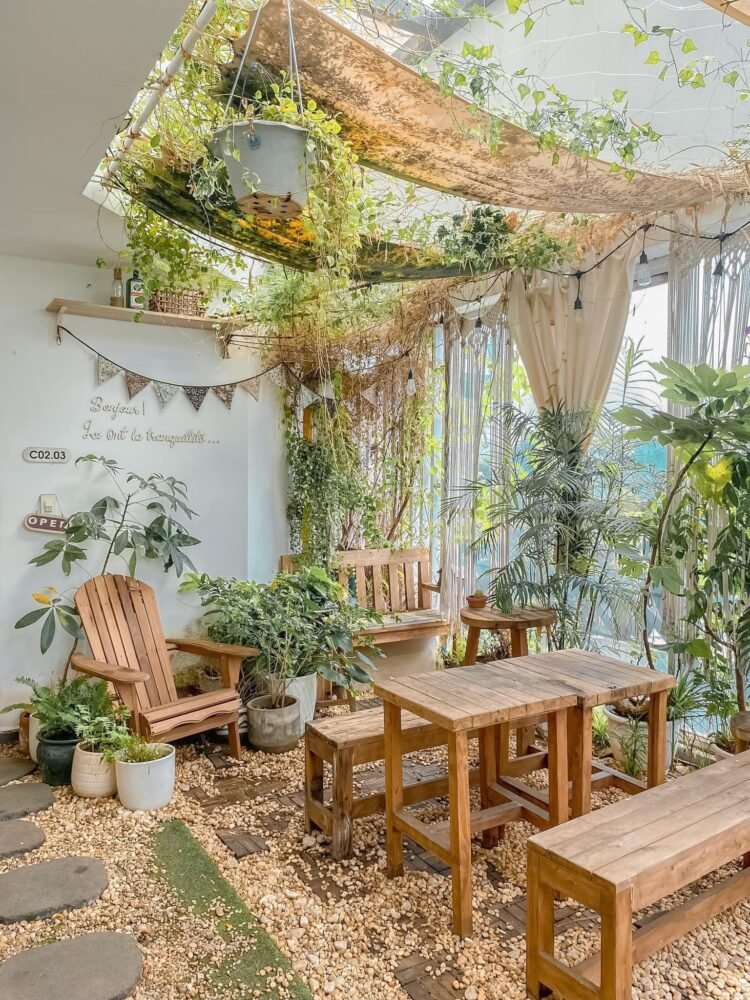 HOÁ NÀNG THƠ VỚI KHU VƯỜN TRÊN KHÔNG CỰC XINH 

Lihu Garden 
 Scenic Valley 2, B...