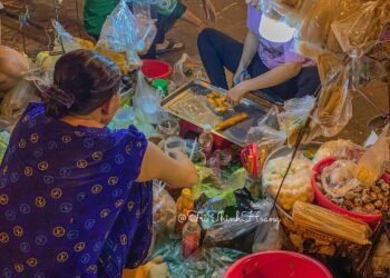 Ủng hộ gánh bánh tráng cực mlem ở công viên 23/9 

Mình biết gánh bánh tráng chỗ...