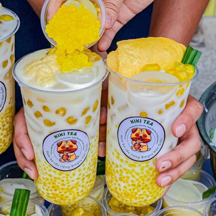 DỪA NƯỚC DẦM SẦU RIÊNG QUEN NHƯNG RẤT LẠ - BẠN ĐÃ THỬ CHƯA 

Bắt kịp trend các ...