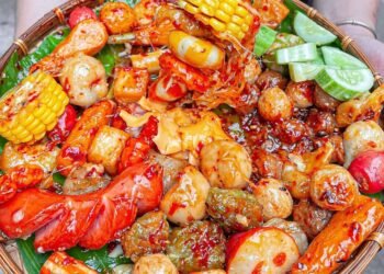 CÁ VIÊN MẮM TỎI KẸO KẸO LẠI THÊM PHÔ MAI MỚI TỚI GÒ VẤP NÈ 

Ở đây thì có mẹt từ...