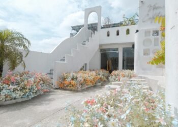 Vòm Coffee đã thay đổi diện mạo, bạn đã thử chưa?
 ----------
 Vòm Coffee
 251 T...