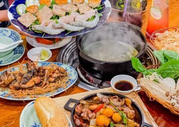 GHÉ TIỆM LẨU MẮM ĂN LẨU CUA ĐỒNG - ỦA

Quán này quá nổi tiếng với lẩu mắm rồi, l...