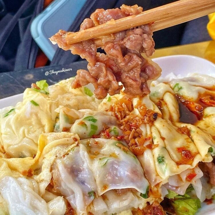 BÁNH CUỐN TRỨNG QUẢNG ĐÔNG NGON XĨU UP XĨU DOWN Ở QUẬN 11 
-------
Lần đầu tiên ...