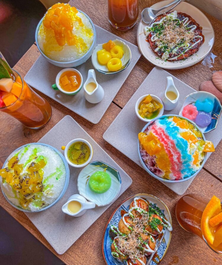 # ** Đá Bào Độc Lạ Đập Tan Cơn Nóng Sài Gòn **

Tính kiếm quán cf nào xinh xinh ...