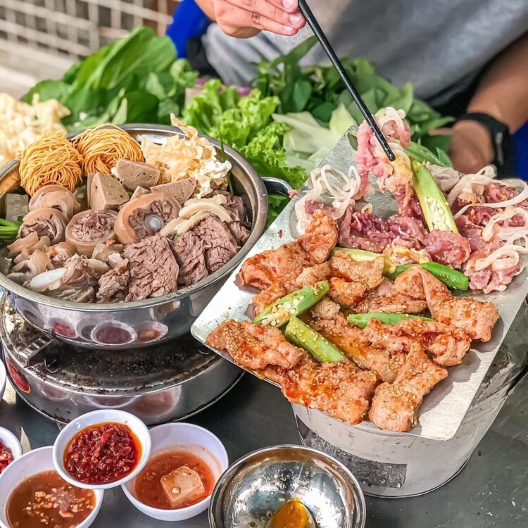 Đừng ai hỏi tui LẨU BÒ ngon rẻ ở đâu nghen. Hỏi là tui chỉ tới cái quán này liền...