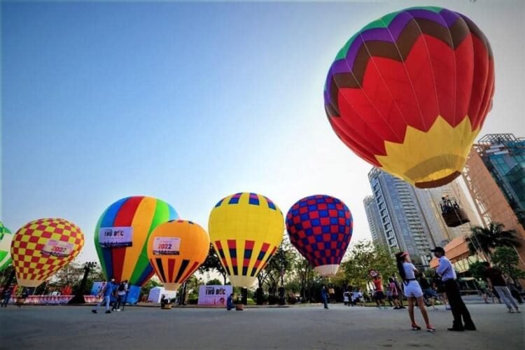 SÀI GÒN THẢ KHINH KHÍ CẦU KÉO ĐẠI KỲ MỪNG QUỐC KHÁNH 2/9
Thay cho hoạt động bắ...