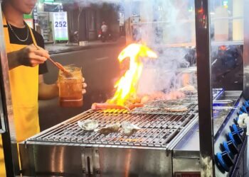 Xuất hiện xe Hàu nướng Đệ Nhất 6K siêu ngon mà giá quá ổn áp luôn. 
 Hàu sữa tươ...