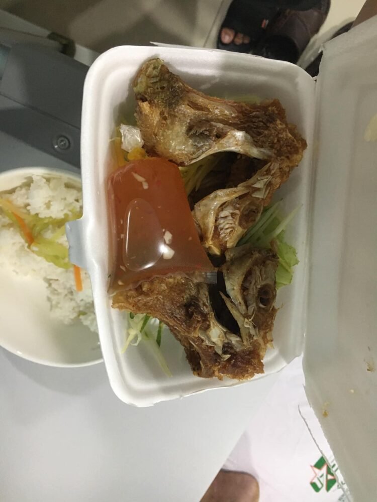 Né quán thất đức này ra mn ơi....