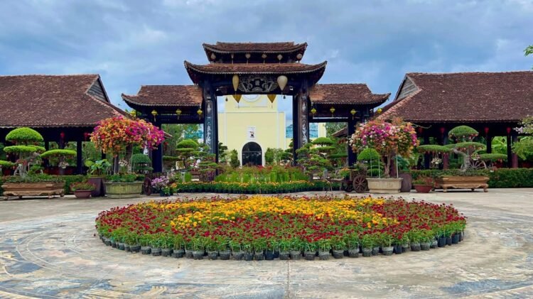 HAPPY LAND LONG AN Điểm Du Lịch Picnic Đẹp Rộng Thoáng Mát Với Nhiều Cảnh Sắc | ...