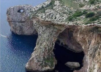 Hôm nay mùng 1, đừng bỏ qua. 1 tiếng nữa Tài Lộc sẽ bất ngờ đến với bạn