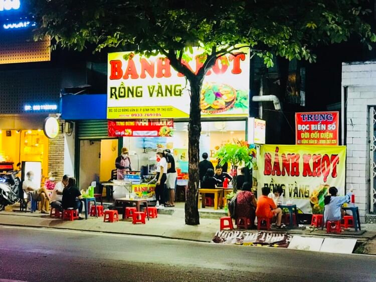 Nghe nói ở Đường Đặng Văn Bi, TP Thủ Đức. Có quán Bánh Khọt này ăn ngon lắm. Ai ...