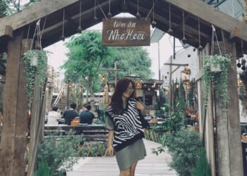 ĐÀ LẠT NÀO CÓ XA, NGAY BÊN HÔNG QUẬN 7 NÈ MỤI NGỪI  

 Tiệm Ăn Nhớ Hoài 
 Hẻm 14...