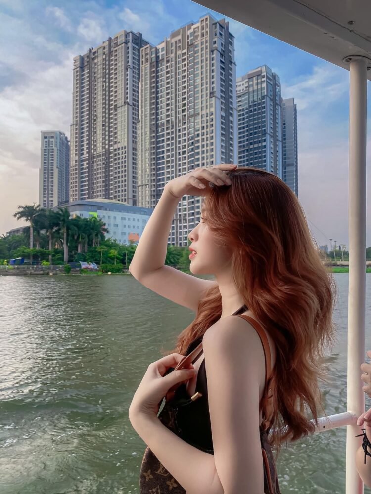 Trãi nghiệm waterbus vi vu sông sài gòn
Mn phải đặt vé ở nhà từ hôm trước trê...