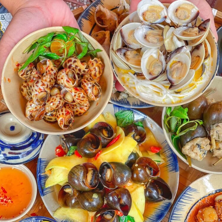 CẦM 200 CÀNH ĐI ĂN ỐC BÉO HÀ NỘI NHƯNG CHẤT LƯỢNG SÀI GÒN 

ỐC BÉO HÀ NỘI
 10 Bà...