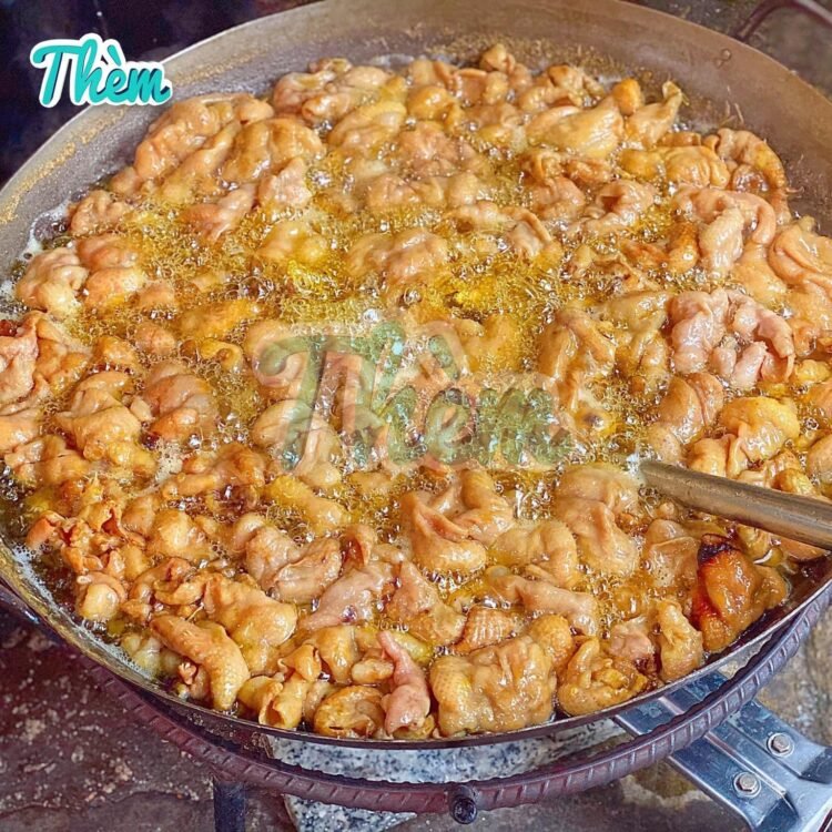 Rẻ đội sổ HỘP CƠM CHIÊN DA GÀ GIÒN ngon có tiếng quận 4 gắn bó bao thế hệ học si...