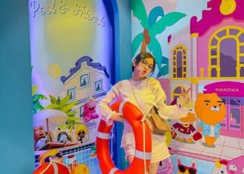 MỘT ĐỊA ĐIỂM ĂN CHƠI MỚI TOANH SIÊU CUTE DÀN CA XỊN SÒ THA HỒ QUẪY 

 Karaotalk
...