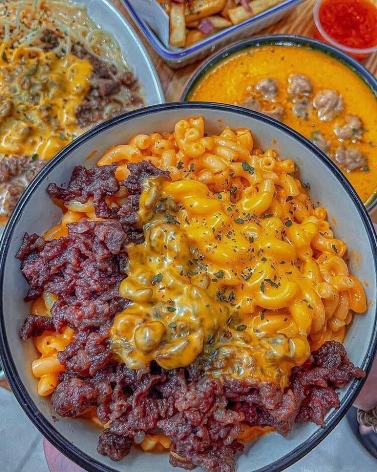 Nếu bạn đang tìm kiếm một quán ăn vừa ngon còn lại đẹp mắt thì ở đây nàyyy  SPEI...