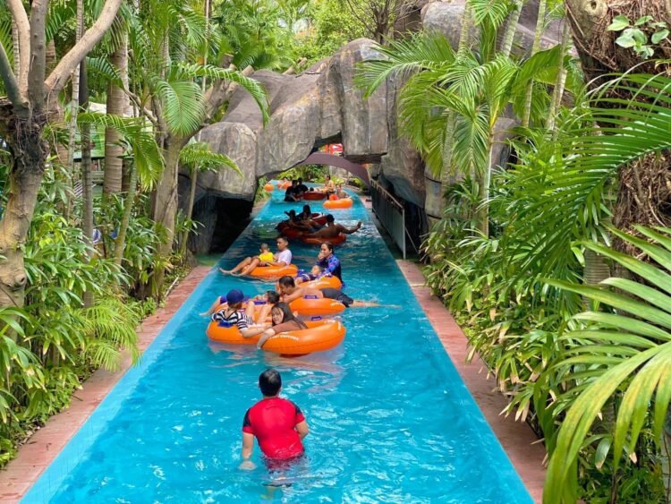 CÔNG VIÊN NƯỚC ĐẦM SEN ƯU ĐÃI MUA 4 VÉ TẶNG 1 VÉ   Từ ngày 19/10 đến 19/11/2022 ...