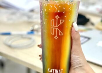 NHANH CHÂN NHẬN LY CẦU VỒNG SIÊU XINH TẠI KATINAT

 Đây là phiên bản ly đặc biệt...