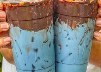 CHOCO ĐẬU BIẾC CHÀO ĐÓN MÙA NOEL SẮP ĐẾN 

Uii chiếc quán chuyên kem cheese lại ...