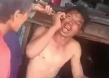 Trong những ngày làm việc trên tàu cá BT 97993-TS, ông Trung làm việc chậm hơn c...