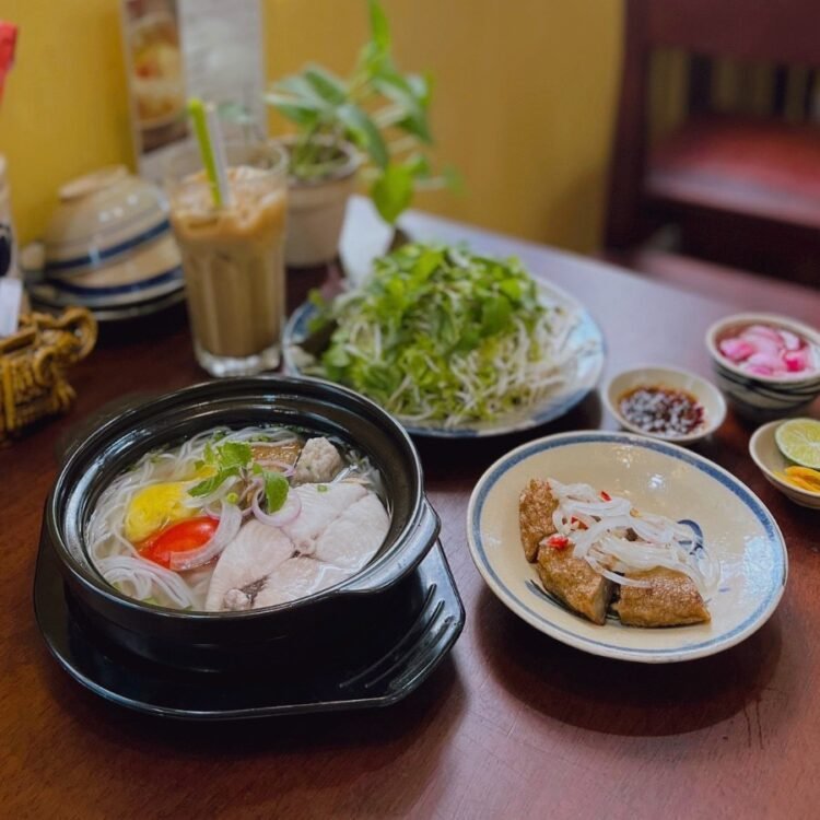 Quận 2 mình đi ăn sáng ở quán nào thì ngon ?
Cà Pháo Vietnamese Cuisine
 57-59 đ...