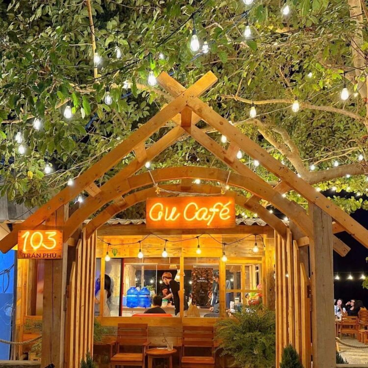 Gu Cafe - Quán cafe ven biển view cực chill hẹn hò cuối năm
103 Trần Phú, Tp Vũn...
