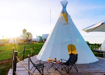 Một địa điểm Glamping & Cafe với view siêu đỉnh ngay kế bên Bình Dương Đến v...
