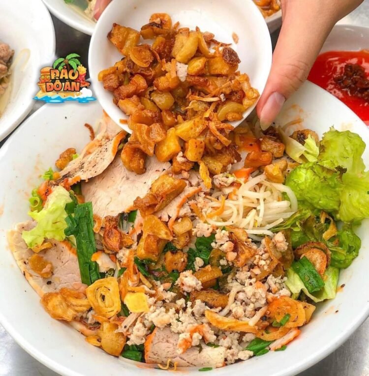 BẮT GẶP XE HỦ TIẾU CHẤT LƯỢNG NGAY GIỮA LÒNG QUẬN 1
HỦ TIẾU HAI CHỊ EM
 43 Trần ...